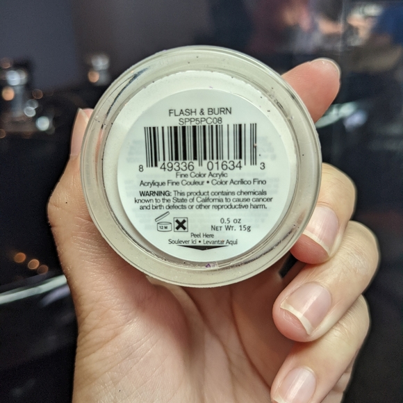 Slick Pour Powder - Picture 2 of 3